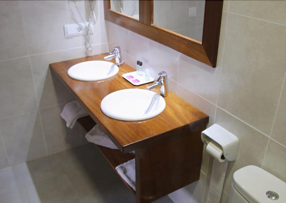 Apartamentos Mar Y Sal La Savina  Extérieur photo